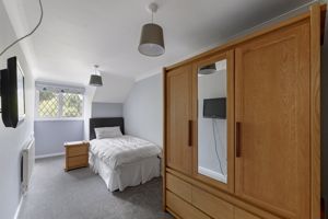 Photo 18- click for photo gallery